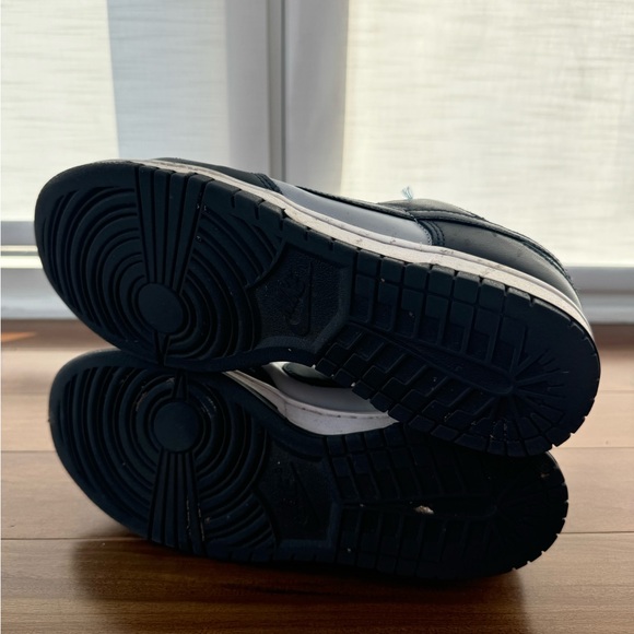 Georgetown Nike Dunk Low - Picture 5 of 6